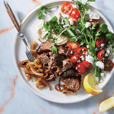 'CSIRO Low-Carb Diabetes Every Day' cookbook: Spiced Lamb with Caramalised Onions recipe picture.